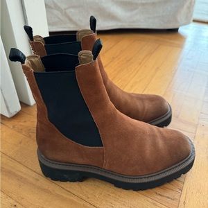 Sam Edelman lug sole chelsea boots